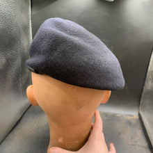 Lade das Bild in den Galerie-Viewer, Genuine British Army Forces All Regiment Wool Beret - Size 51 - The Militaria Shop