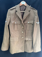 Lade das Bild in den Galerie-Viewer, British Army Surplus No.2 Service Dress Jacket - Engineers - Size 182/108/92 - The Militaria Shop