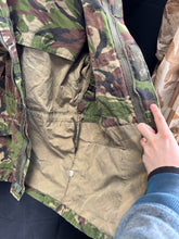 Load image into Gallery viewer, British Army DPM Camouflaged jacket Smock Windproof -Size 170/88 - The Militaria Shop