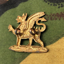 Charger l'image dans la galerie, Original British Army WW2 Collar Badge - Buffs (Royal East Kent Regiment) - The Militaria Shop