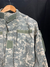 Load image into Gallery viewer, US Army Issue ACU Digicam Digital Camouflage Ripstop Shirt - Medium Long - The Militaria Shop