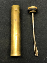 Load image into Gallery viewer, Original WW1 British Army Brass Oil Bottle - SMLE Lee Enfield - EFD Marked - The Militaria Shop