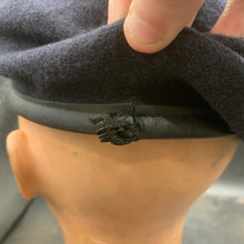 Lade das Bild in den Galerie-Viewer, Genuine British Army Forces All Regiment Wool Beret - Size 55 - The Militaria Shop