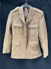 Charger l'image dans la galerie, Grade 1 British Army FAD No2 Dress Uniform Jacket - Size 164/92/76 - The Militaria Shop