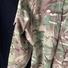 Charger l'image dans la galerie, Genuine British Army MTP Camo Combat Jacket Marine Commando IR Treated - 170/96 - The Militaria Shop