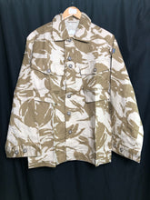 Lade das Bild in den Galerie-Viewer, Genuine NEW British Army Desert DPM Camouflaged Combat Jacket - Size 170/96 - The Militaria Shop