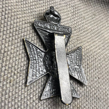 Load image into Gallery viewer, Original WW2 British Army Cap Badge - The King's Royal Rifle Corps - The Militaria Shop
