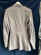 Charger l'image dans la galerie, Grade 1 British Army FAD No2 Dress Uniform Jacket - Size 188/96/80 - The Militaria Shop