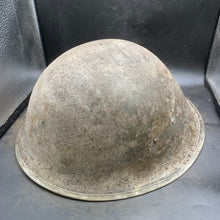 Charger l'image dans la galerie, Original WW2 British/Canadian Army Mk3 Turtle Combat Helmet - The Militaria Shop