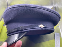 Charger l'image dans la galerie, Original British Army - Royal Signals Cap & Badge - Size 58cm - The Militaria Shop