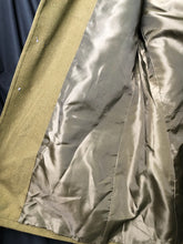 Lade das Bild in den Galerie-Viewer, Grade 1 Used British Army No.2 Dress Uniform Jacket - Size 188/112/96 - The Militaria Shop