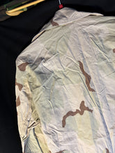 Load image into Gallery viewer, Gulf War US Army DCU Camouflaged Combat Field Coat/Jacket - Medium/Long - The Militaria Shop