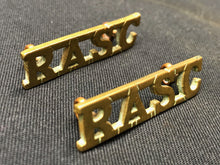 Load image into Gallery viewer, Original WW2 British Army Brass Shoulder Titles Pair - Royal Army Service Corps - The Militaria Shop
