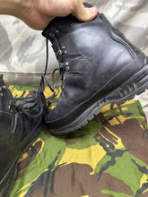 Lade das Bild in den Galerie-Viewer, Image #10