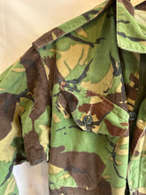 Load image into Gallery viewer, Genuine British Army Surplus DPM Camouflaged 1968 Pattern Smock - Size 36" Chest - The Militaria Shop