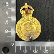 Charger l'image dans la galerie, Original British Army WW1 / WW2 Army Catering Corps Cap / Collar Badge - The Militaria Shop