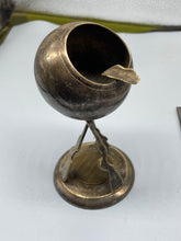 Charger l'image dans la galerie, Interesting 1970s British Army Wives Shooting Award - Cigarette Ashtray - The Militaria Shop