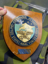 Charger l'image dans la galerie, Original Wall Plaque - United States Naval Forces Commander in Chief - The Militaria Shop