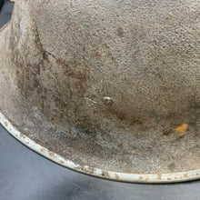 Lade das Bild in den Galerie-Viewer, Original WW2 British/Canadian Army Mk3 "Turtle" Combat Helmet - The Militaria Shop