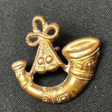 Load image into Gallery viewer, Original WW1 British Army Oxfordshire & Buckinghamshire Light Inf Collar Badge - The Militaria Shop