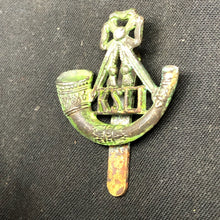 Lade das Bild in den Galerie-Viewer, Original British Army Cap Badge - King's Shropshire Light Infantry - The Militaria Shop