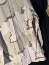 Charger l'image dans la galerie, Gulf War US Army DCU Camouflaged Combat Field Coat/Jacket - Large/X-Long - The Militaria Shop