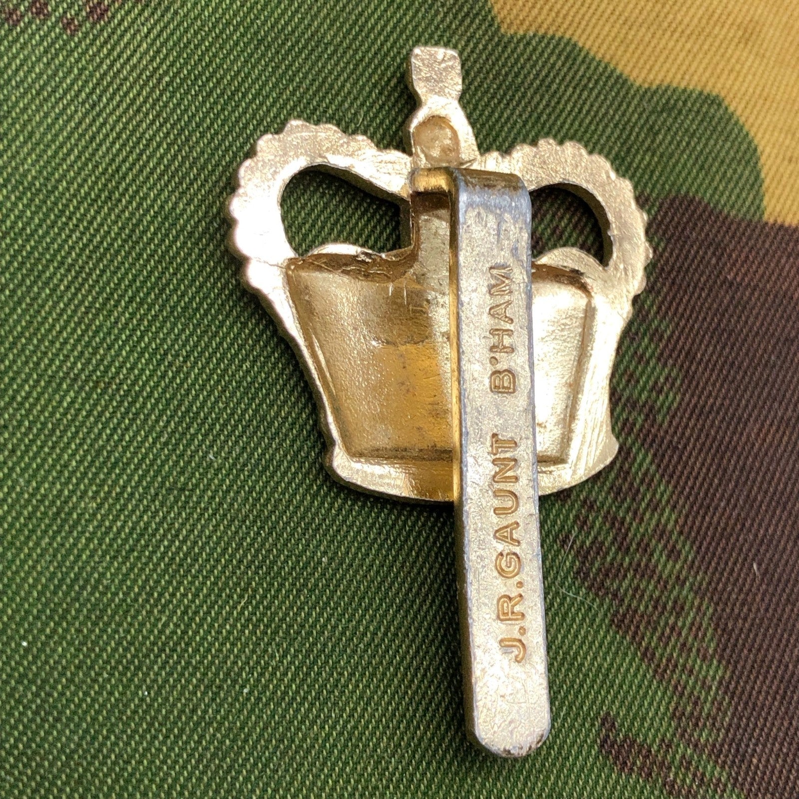 Original British Staybrite Army Cap Badge Ministry of Defence Civilian Employee - The Militaria Shop