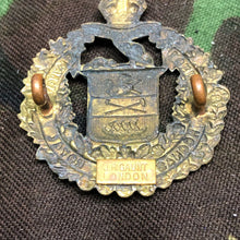 Charger l'image dans la galerie, Original Canadian Army Lord Strathcona's Horse (Royal Canadians) Cap Badge - The Militaria Shop