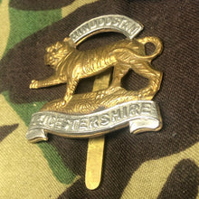 Load image into Gallery viewer, Original WW2 British Army Cap Badge - Leicestershire Regiment - The Militaria Shop