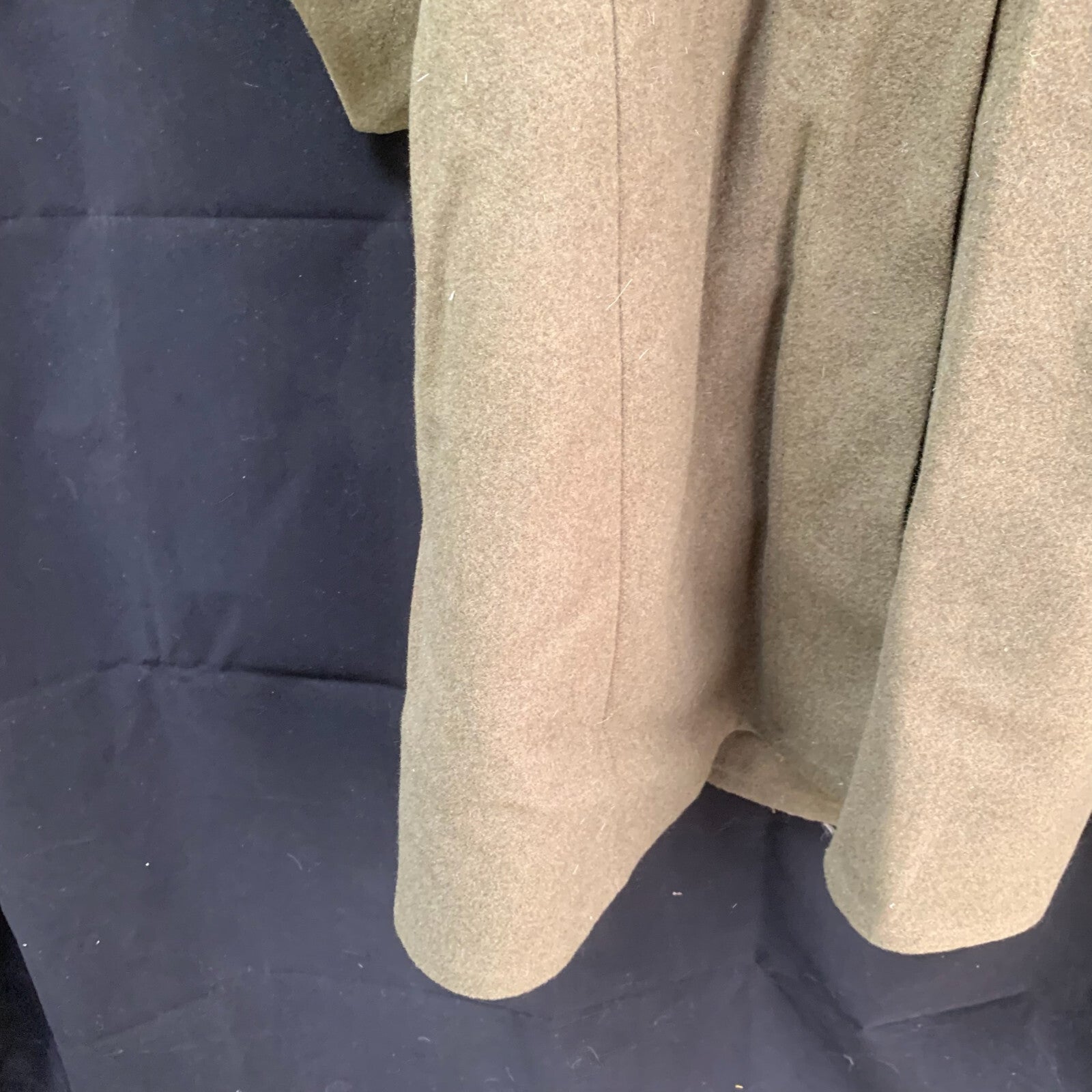Genuine British Army Man's Mounted Regiment Khaki Greatcoat - 37" Chest - The Militaria Shop
