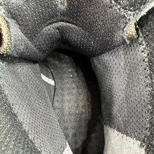 Lade das Bild in den Galerie-Viewer, Army Black Leather High Top Magnum Combat Boots - Size EU 40 - UK 6.5 - 250 - The Militaria Shop