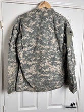 Charger l'image dans la galerie, Surplus US Army ACU Combat Uniform Jacket-Medium Regular - The Militaria Shop