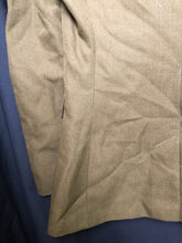 Lade das Bild in den Galerie-Viewer, British Army Grade 1 No.2 Dress Uniform Jacket - PT Corps - Size 182/108/92 - The Militaria Shop