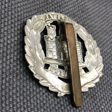 Load image into Gallery viewer, Original WW2 British Army Cap Badge - West Yorkshire Regiment - The Militaria Shop