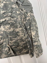 Load image into Gallery viewer, Surplus US Army ACU Combat Uniform Jacket -Size Medium-Regular - The Militaria Shop