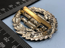 Charger l'image dans la galerie, Genuine British Army Northamptonshire Regiment Cap Badge - The Militaria Shop