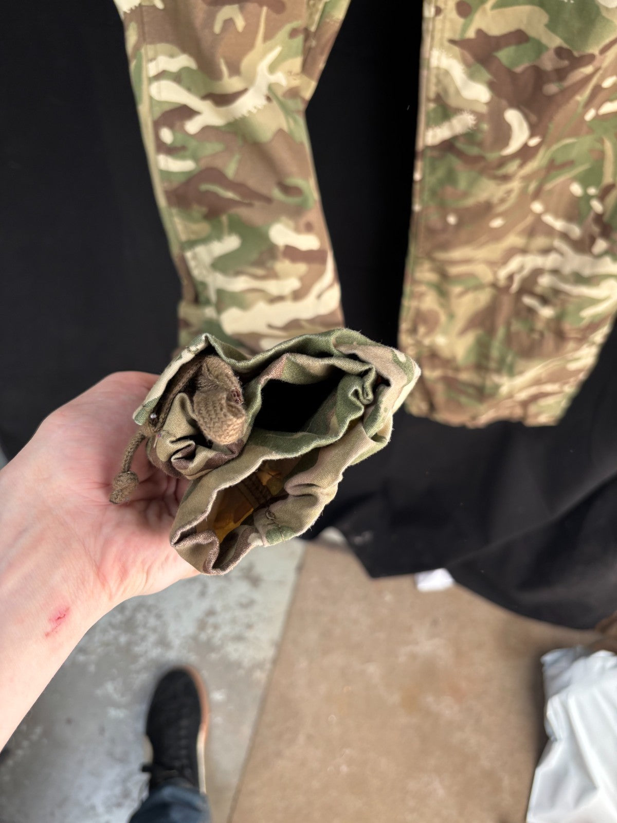 Genuine British Army MTP Combat Windproof Trousers - Size 82/80/96 - The Militaria Shop