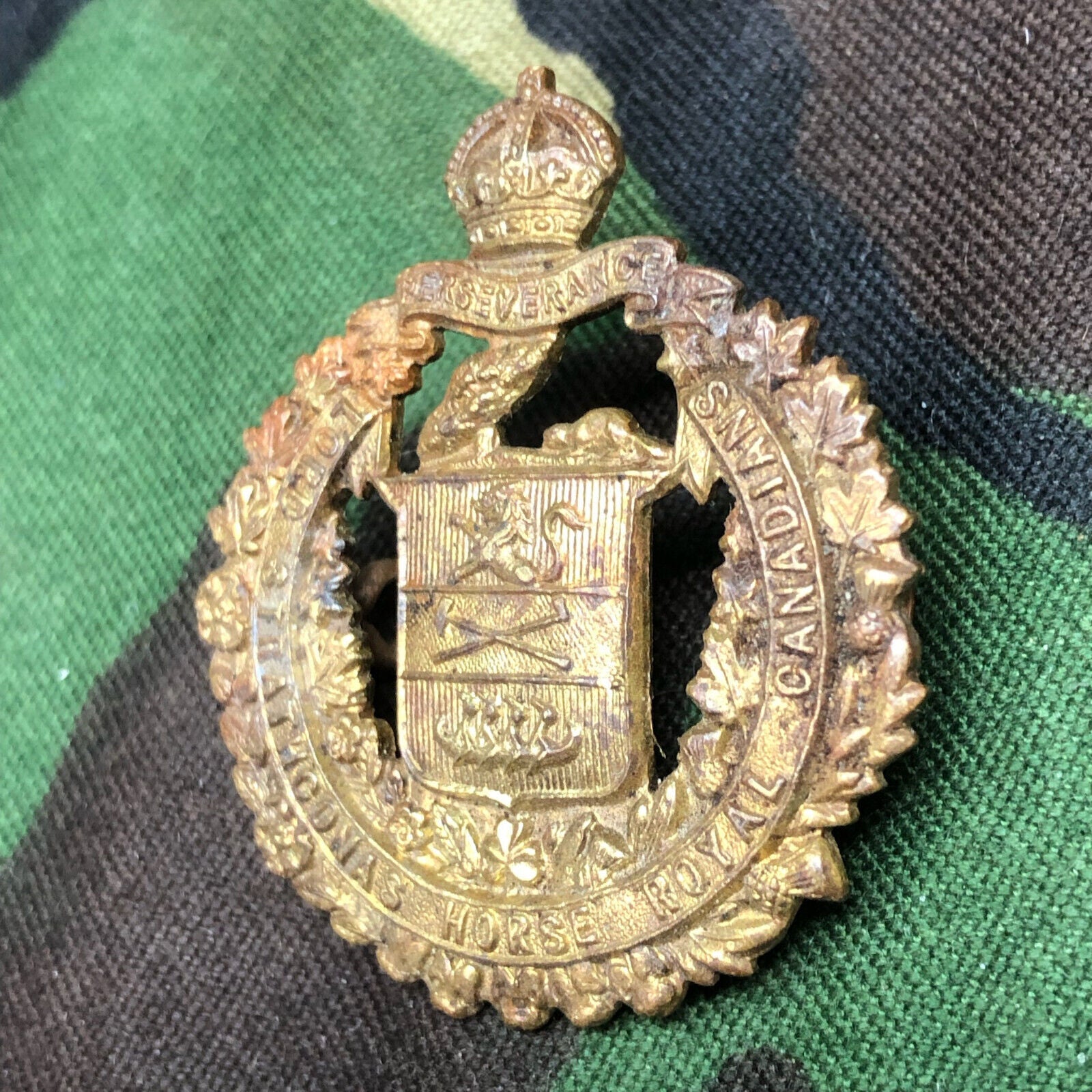 Original Canadian Army Lord Strathcona's Horse (Royal Canadians) Cap Badge - The Militaria Shop