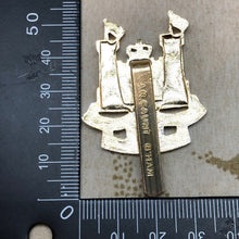 Load image into Gallery viewer, Genuine British Army Cap Badge - Suffolk and Norfolk Yeomanry - The Militaria Shop