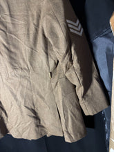 Charger l'image dans la galerie, Grade 1 British Army FAD No2 Dress Uniform Jacket - Size 176/108/92 - The Militaria Shop