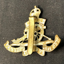 Load image into Gallery viewer, Original WW2 British Army Cap Badge - Royal Artillery - The Militaria Shop