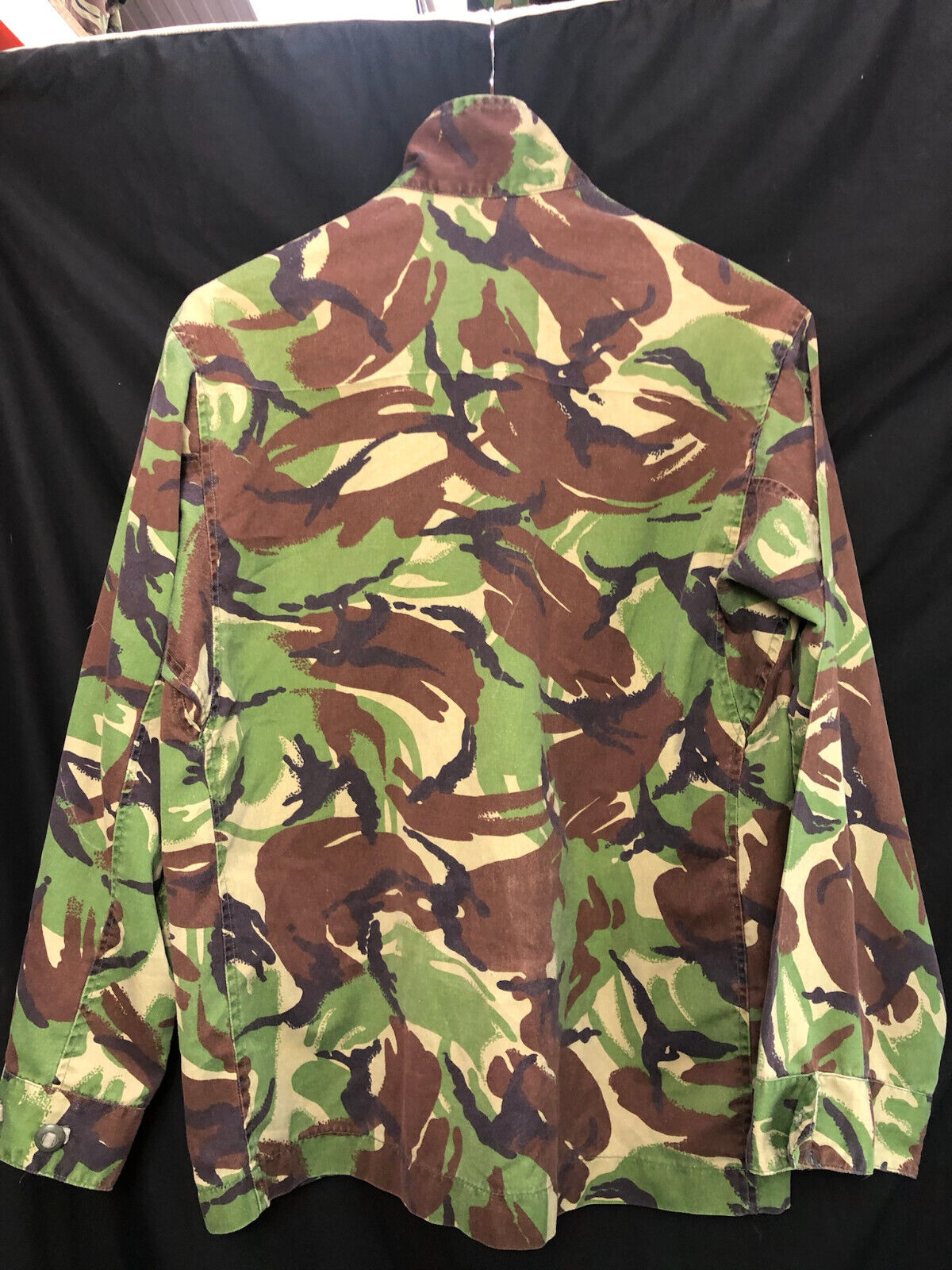 Genuine British Army Camouflage DPM Lightweight Jacket - Size 170/96 - The Militaria Shop