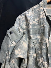 Load image into Gallery viewer, US Army Issue ACU Digicam Digital Camouflage Ripstop Shirt - 41" Chest - The Militaria Shop