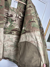 Lade das Bild in den Galerie-Viewer, British Army MTP Camouflaged Windproof Combat Jacket Smock - Size 160/96 - The Militaria Shop