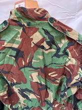 Load image into Gallery viewer, Genuine British Army 68 Pattern DPM Combat Jacket Smock - Size 4 - 36" Chest - The Militaria Shop