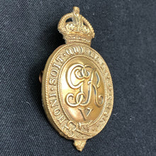 Lade das Bild in den Galerie-Viewer, WW1 British Army Cap Badge - Household Battalion - The Militaria Shop