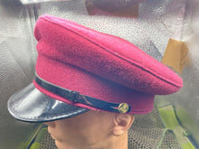 Charger l'image dans la galerie, Original British Army Kings Royal Hussars Cap - Size 56cm - The Militaria Shop