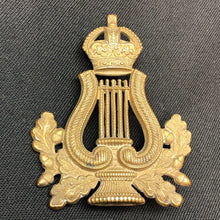 Load image into Gallery viewer, Original WW1 / WW2 British Army Musician's Badge - The Militaria Shop