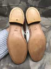 Load image into Gallery viewer, Genuine British Army Women's White Summer Shoes - WW2 Pattern - Size UK 6 M - The Militaria Shop