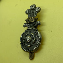 Load image into Gallery viewer, Original WW1 British Army Cap Badge - Yorkshire Hussars - The Militaria Shop